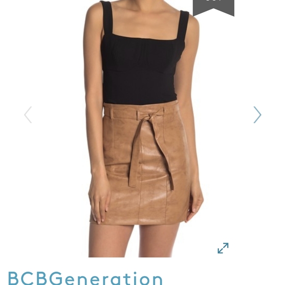 BCBGeneration Tops - NWT Bustier BCBGeneration Bustier cropped tank top